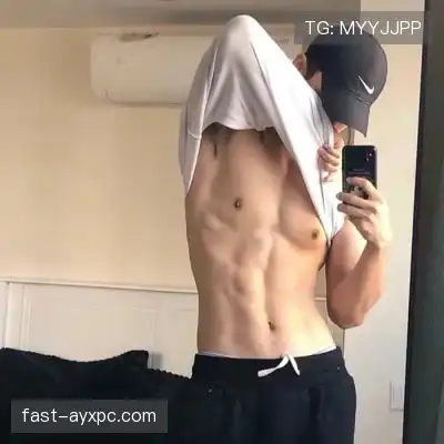 邹朵千
